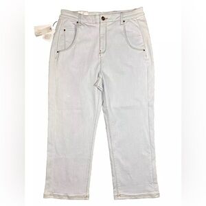 AlovesA Cropped High Rise Straight Leg Light Wash Jean Women’s Sz 31 NEW $124